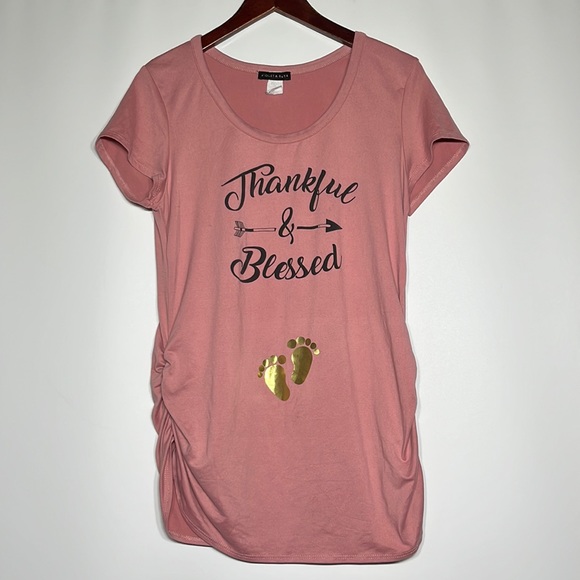 Thankful and blessed maternity blouse - Picture 1 of 3